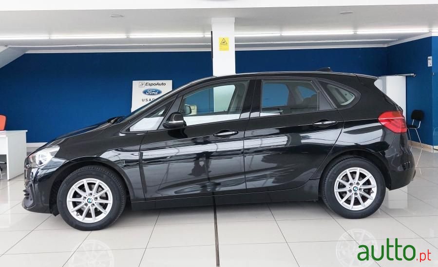 2020' BMW Série 2 I Advantage photo #5