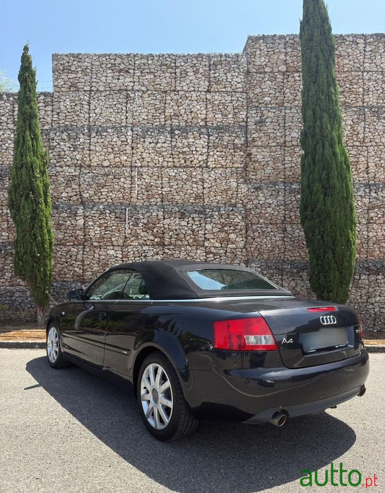 2005' Audi A4 1.8 T S-Line photo #2
