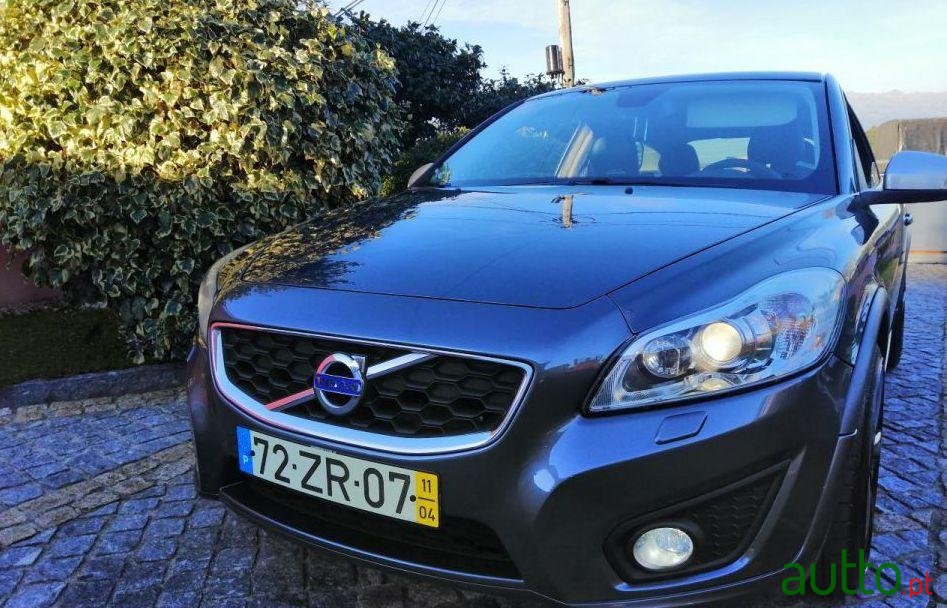 2011' Volvo C30 photo #3