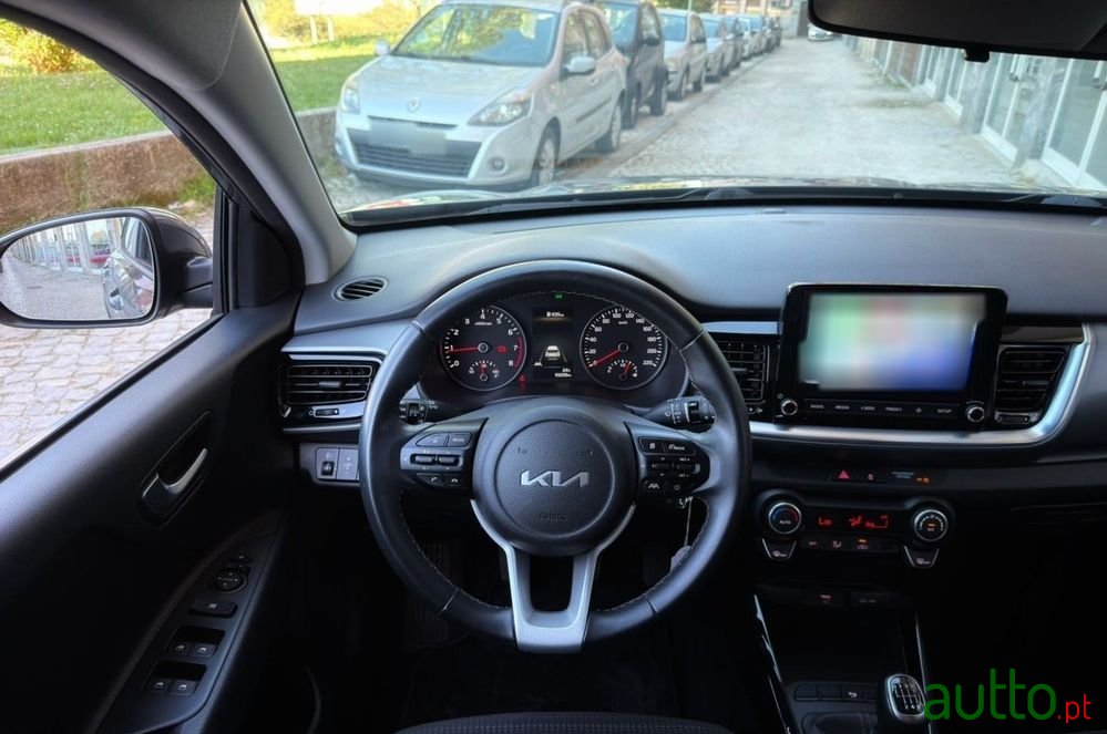 2021' Kia Stonic 1.0 T-Gdi Drive photo #6