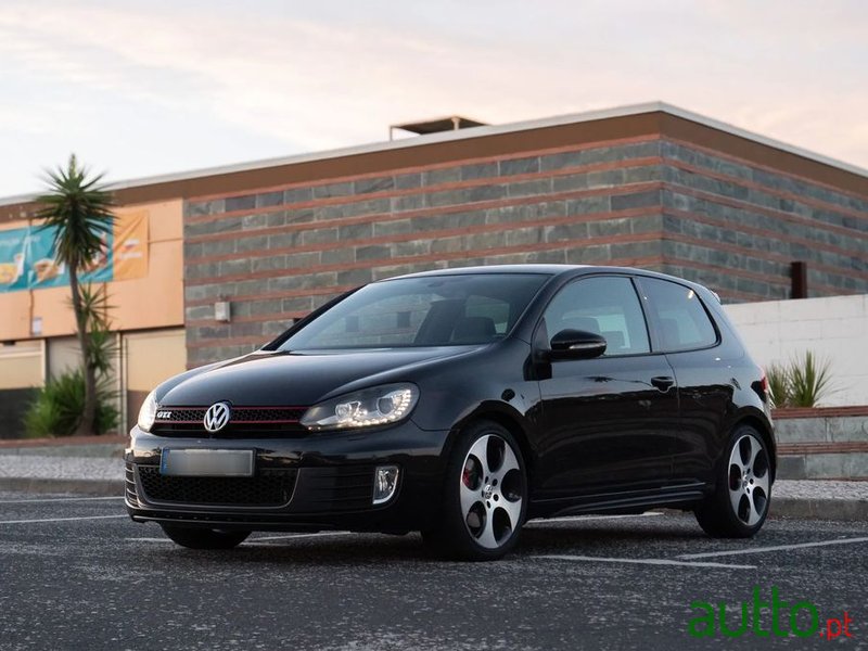 2011' Volkswagen Golf 2.0 Gti Dsg photo #1