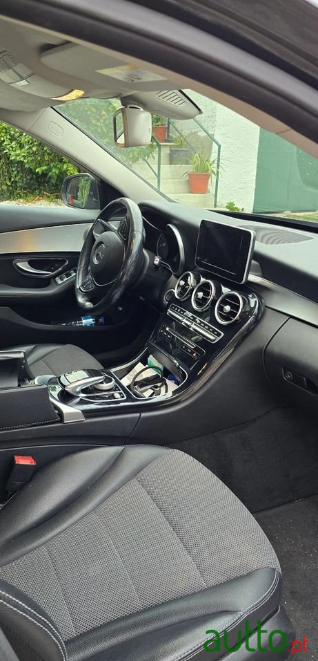 2015' Mercedes-Benz Classe C photo #4