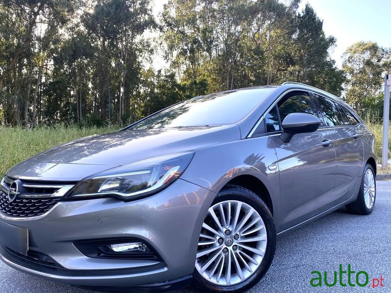2017' Opel Astra Sports Tourer photo #1