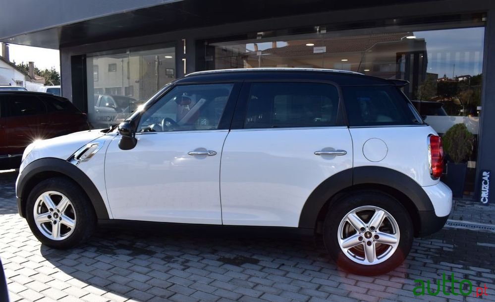 2010' MINI Countryman Cooper photo #2