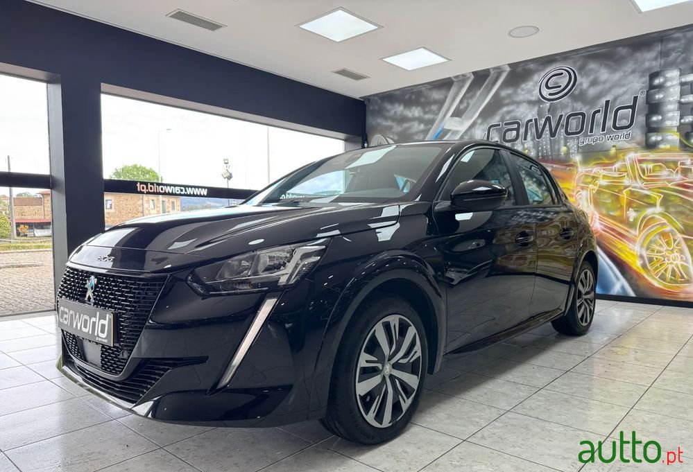 2021' Peugeot e-208 50 Kwh Active photo #2