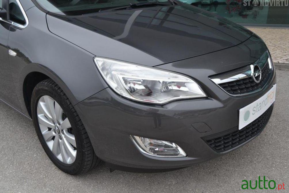 2012' Opel 1.7 CDTi Cosmo photo #2