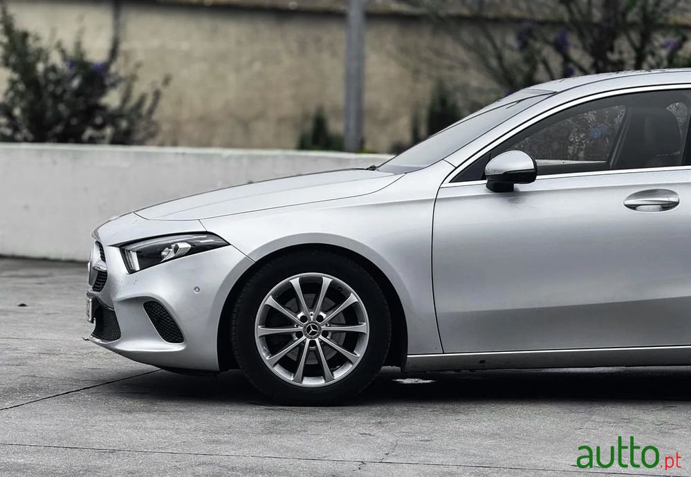 2020' Mercedes-Benz Classe A photo #4