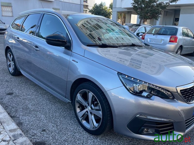 2020' Peugeot 308 photo #4