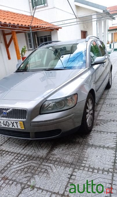 2004' Volvo V50 photo #3