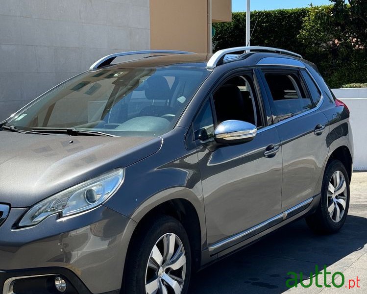 2016' Peugeot 2008 photo #2