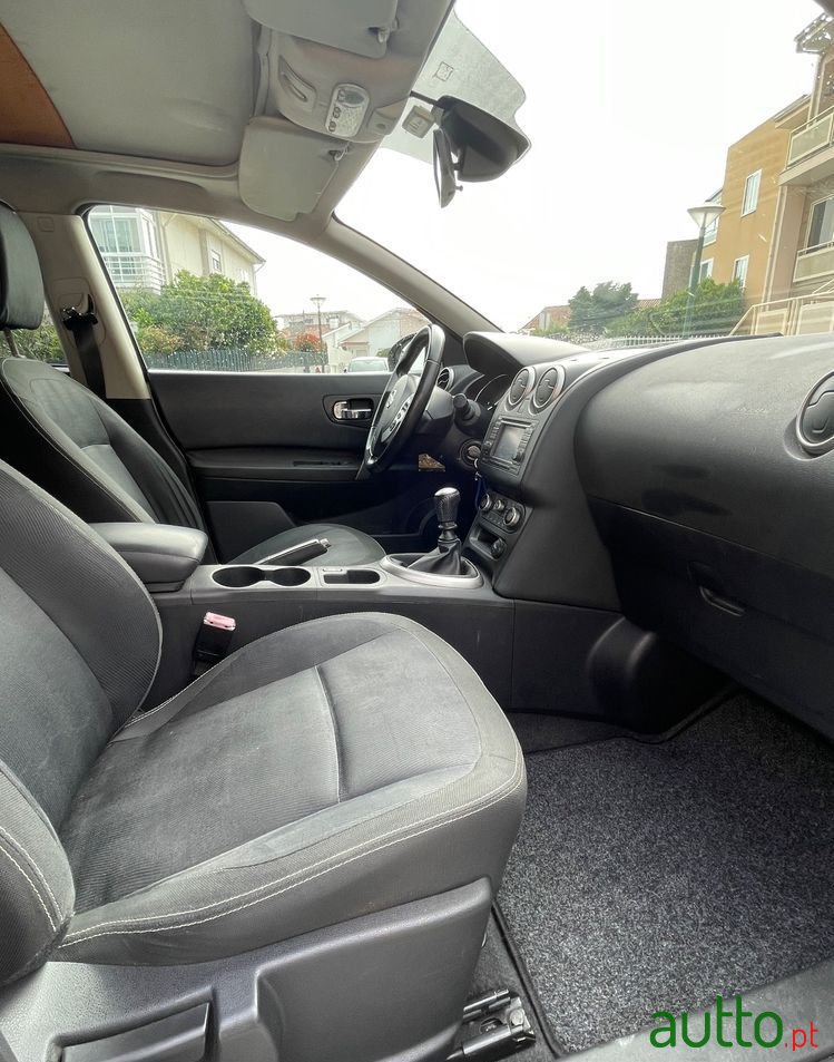 2010' Nissan Qashqai 1.5 Dci Tekna Sport 18 photo #4