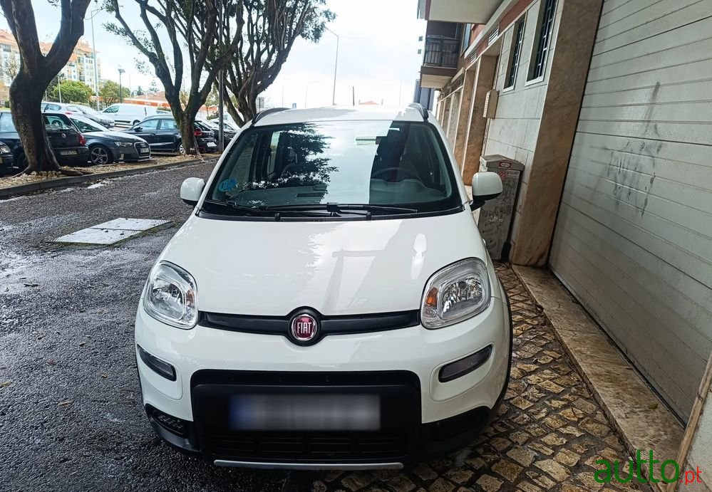 2023' Fiat Panda photo #2