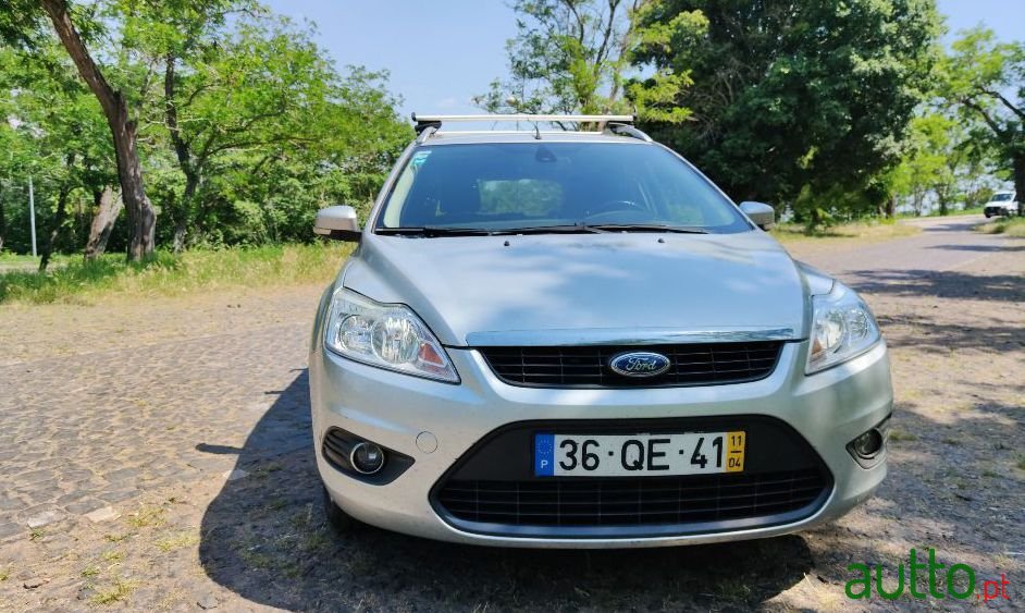 2011' Ford Focus Sw photo #4