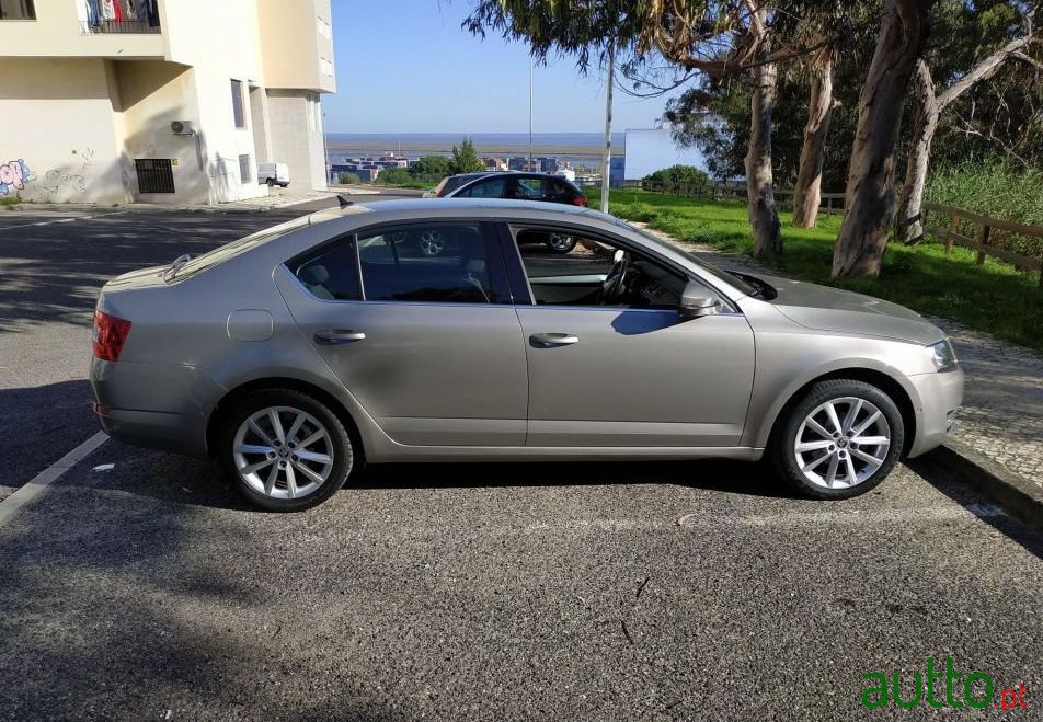 2015' Skoda Octavia photo #4