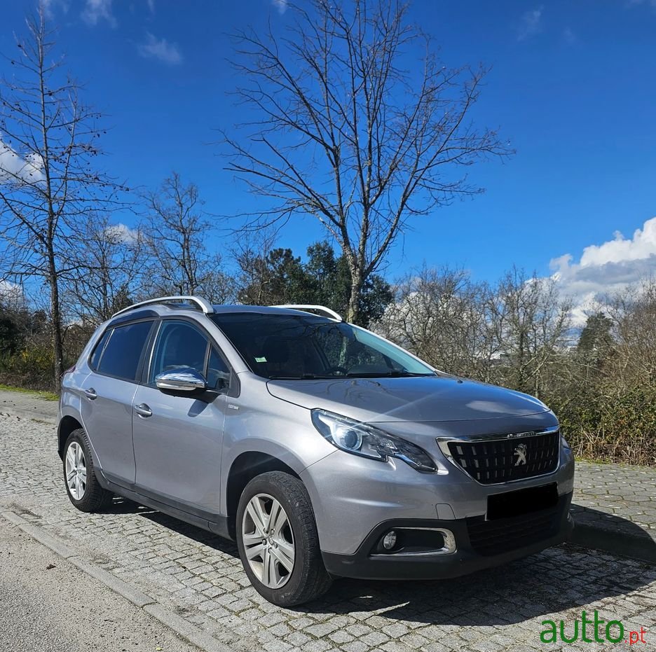 2018' Peugeot 2008 photo #2