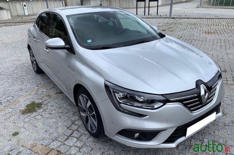2016' Renault Megane photo #5