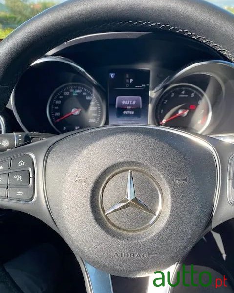 2017' Mercedes-Benz GLC 350 photo #4