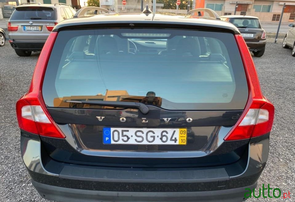 2009' Volvo V70 photo #5