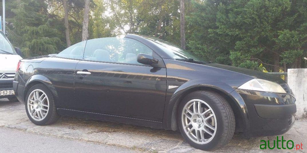 2005' Renault Megane-Cc 1.9 Dci Karmann photo #1