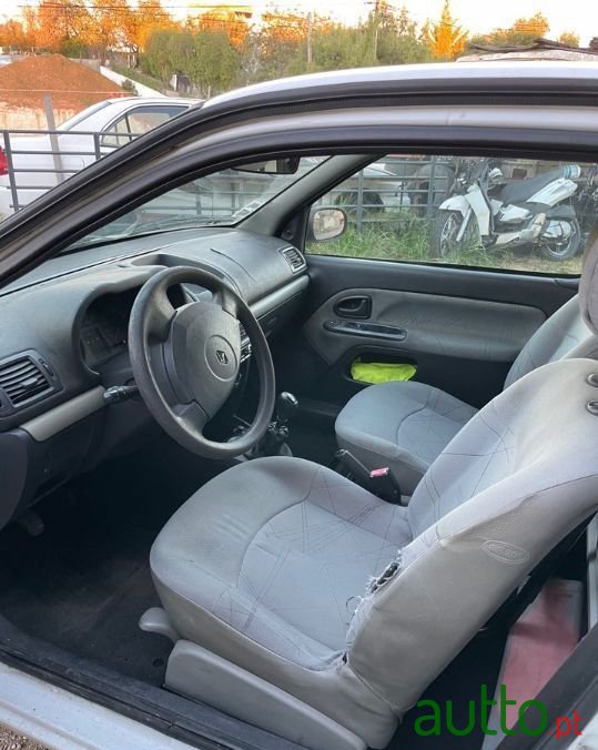 2002' Renault Clio photo #3