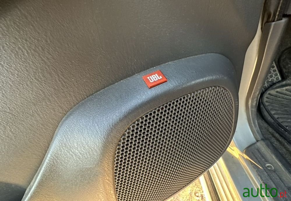 1999' Mitsubishi Pajero Sport photo #5