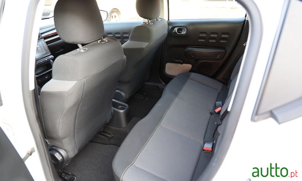 2019' Citroen C3 photo #6