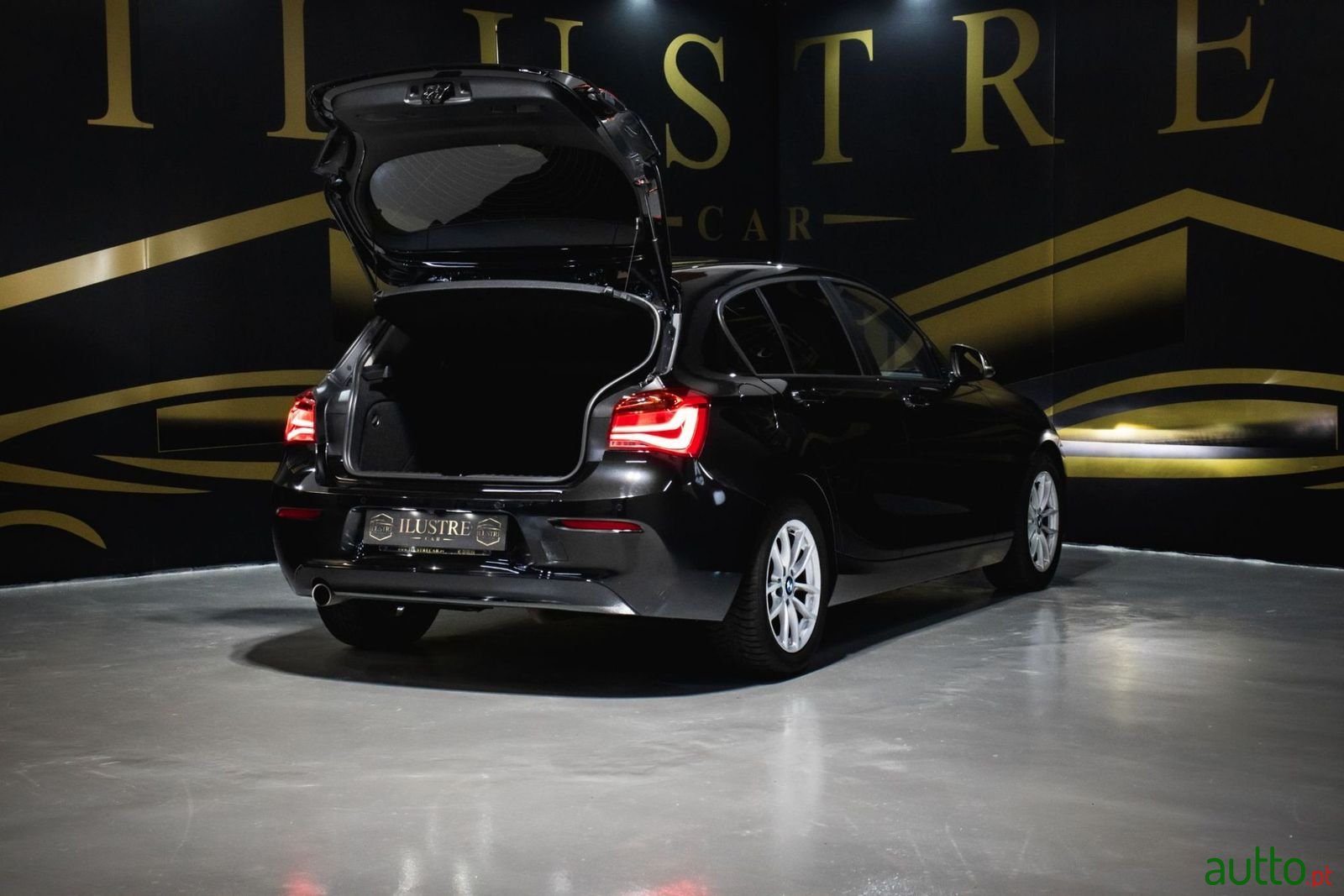 2017' BMW 116 photo #6