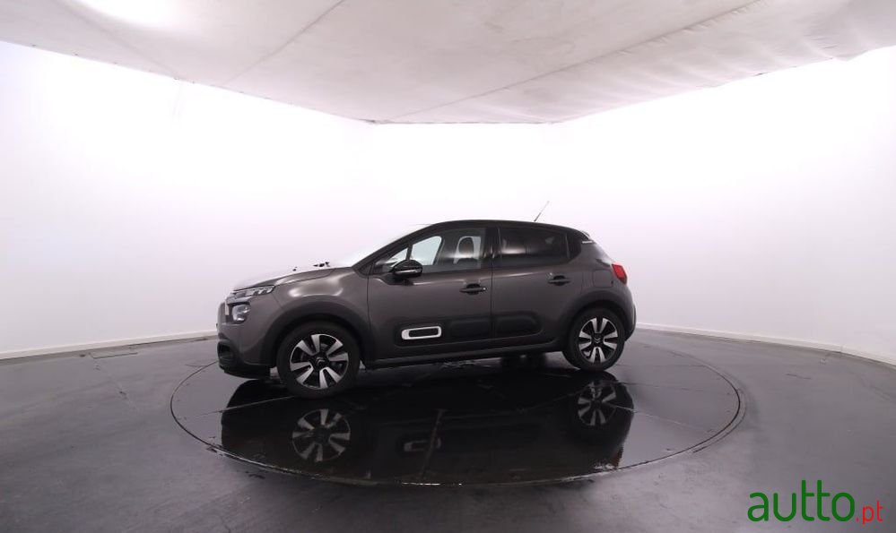 2024' Citroen C3 1.2 Puretech Max photo #2