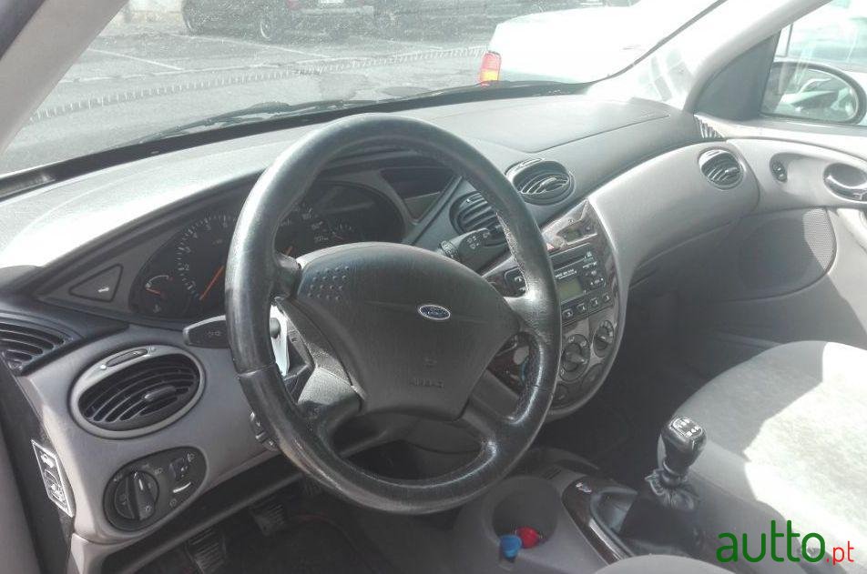 2000' Ford Focus Ghia 1.8 Tddi 90Cv photo #1