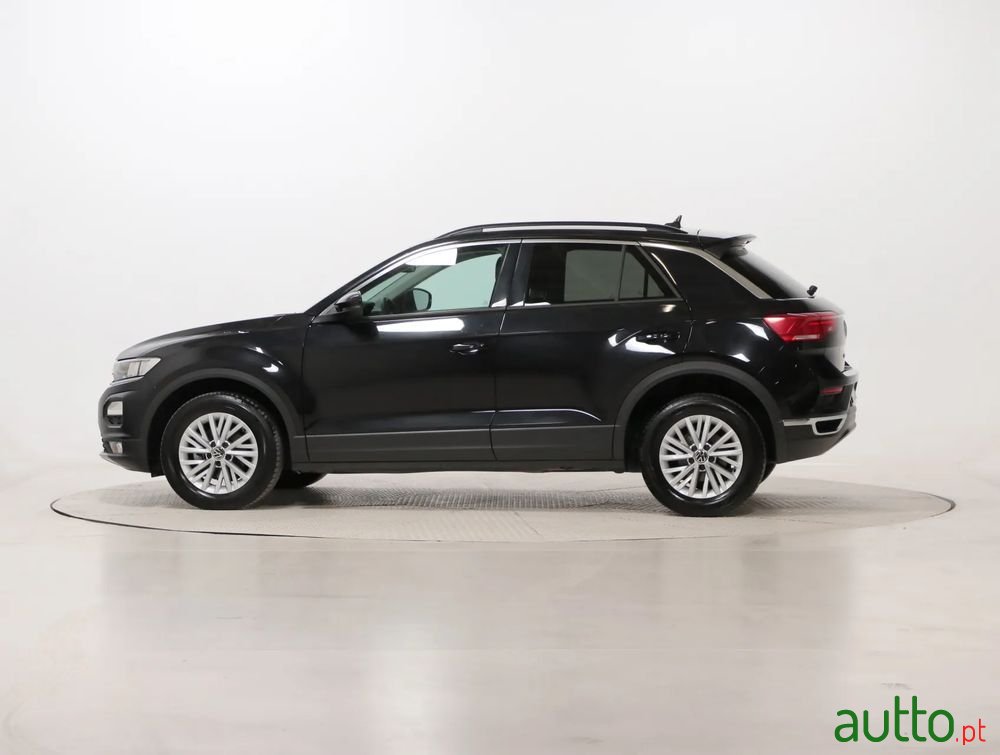 2021' Volkswagen T-Roc 1.0 Tsi Style photo #3