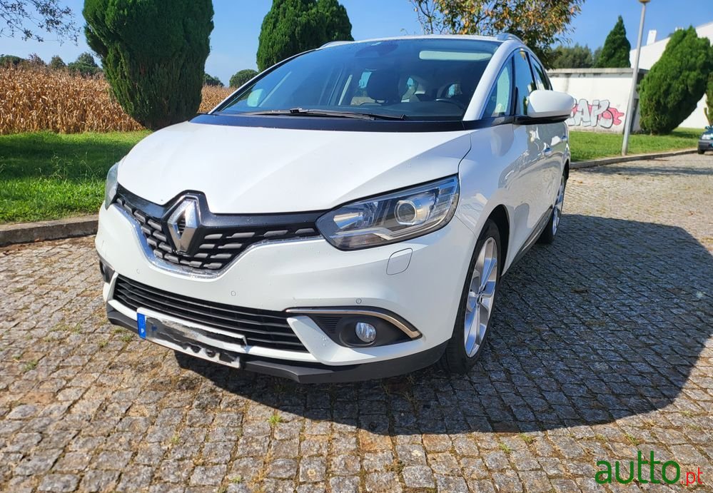 2018' Renault Grand Scenic photo #2