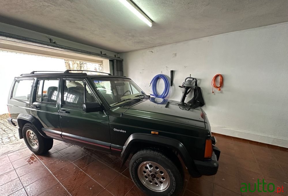 1995' Jeep Cherokee photo #2