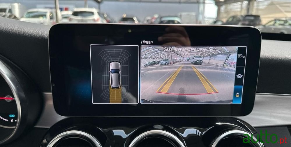 2020' Mercedes-Benz Classe C photo #3