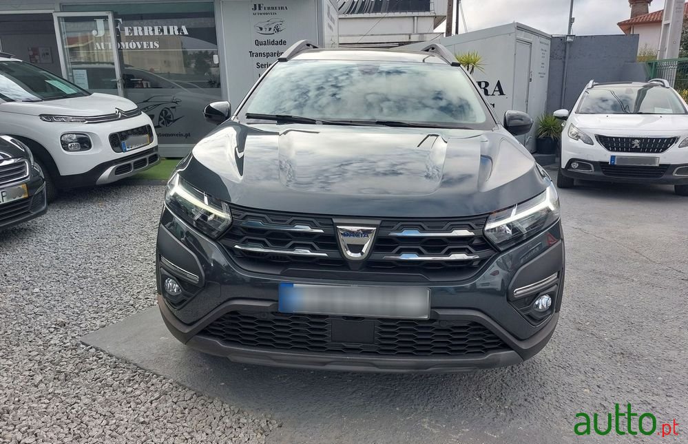 2022' Dacia Jogger photo #2