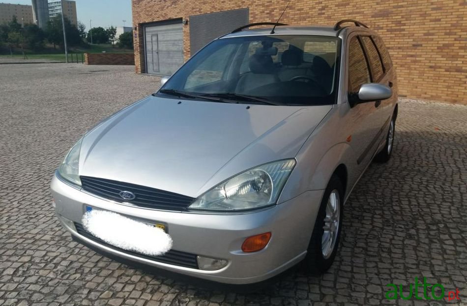 1999' Ford Focus Sw photo #1