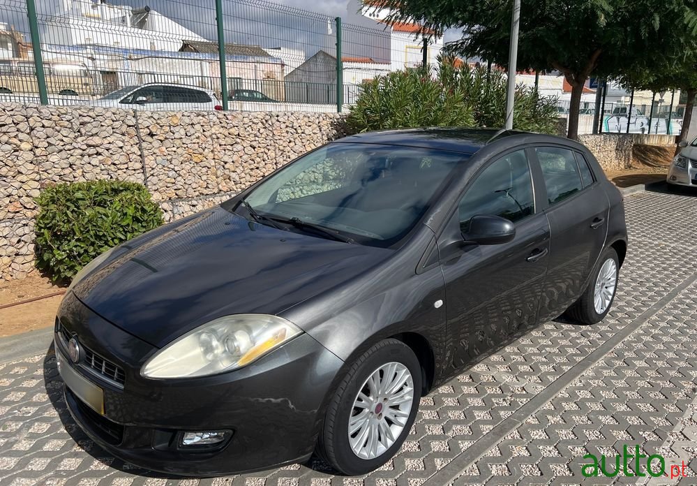 2010' Fiat Bravo 1.4 16V Dynamic photo #1