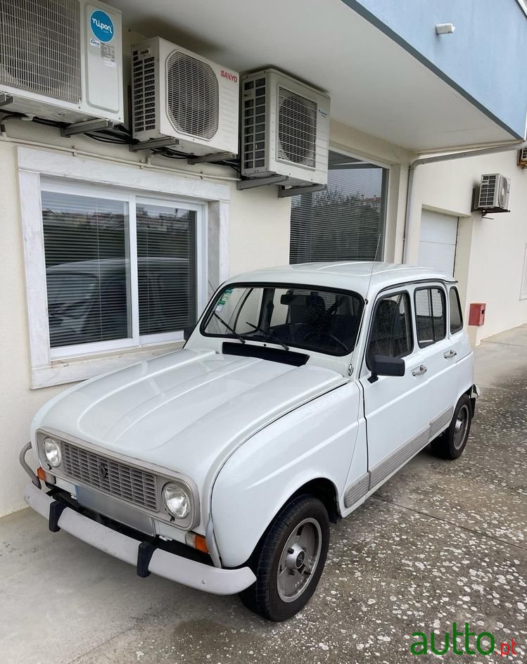 1992' Renault 4 photo #3