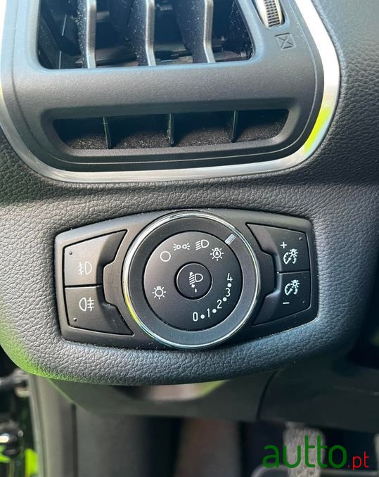 2014' Ford B-MAX photo #6