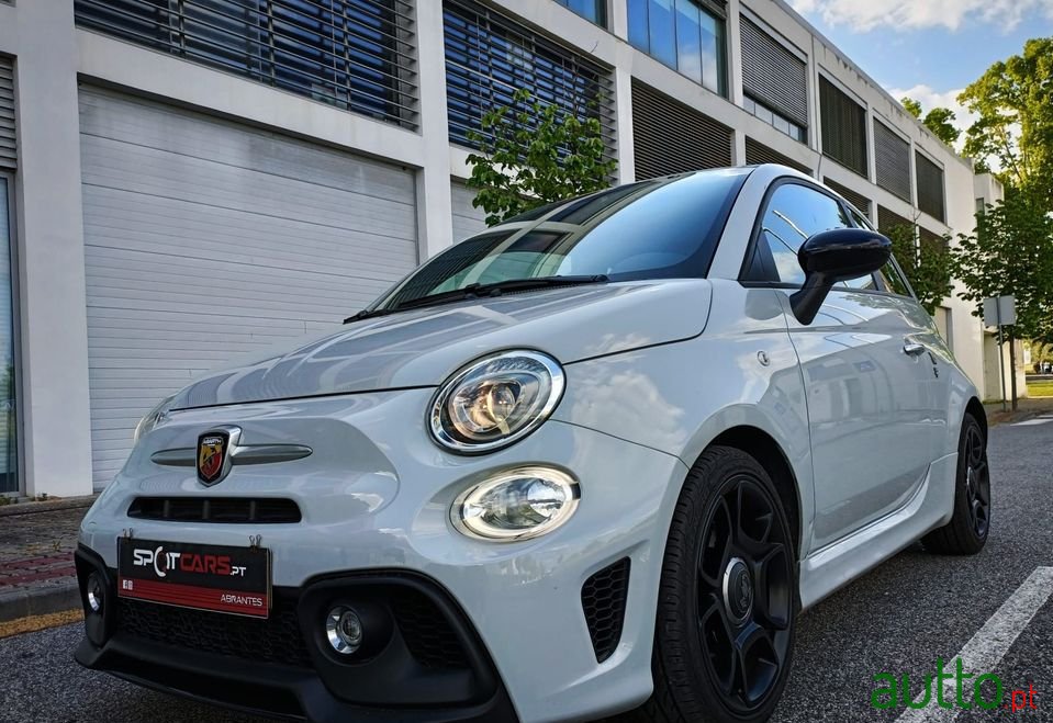 2018' Fiat Abarth 595 photo #2