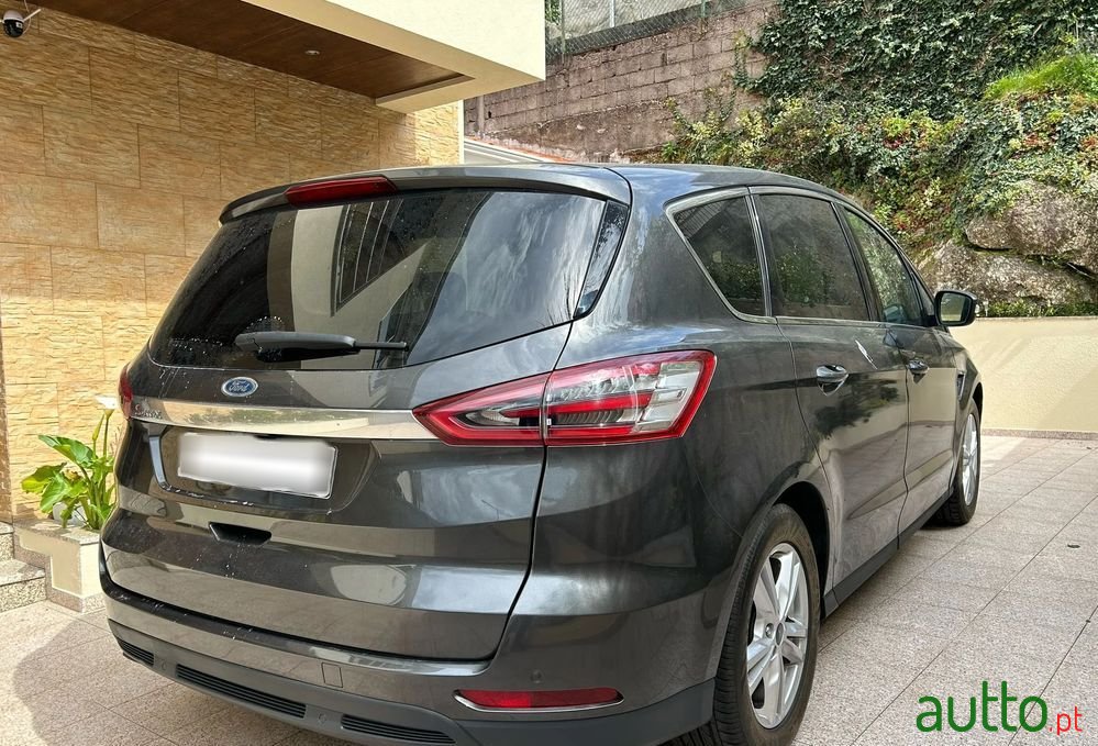 2015' Ford S-Max photo #4