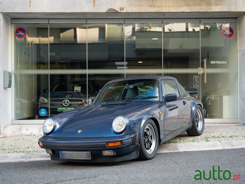 1986' Porsche 911 Carrera 3.2 Targa photo #4