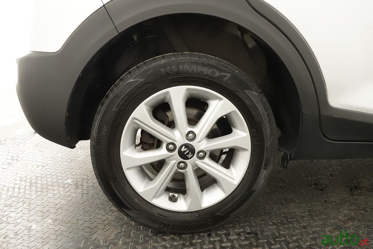 2019' Kia Stonic photo #5