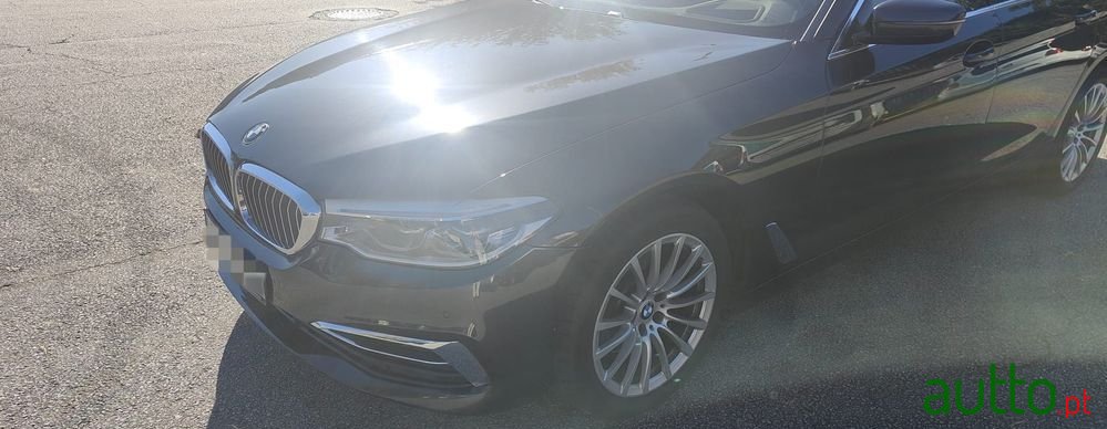 2020' BMW Série 5 D Aut. photo #3