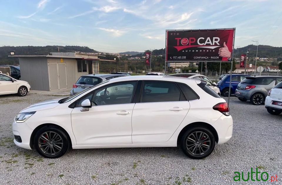 2015' Citroen C4 photo #3