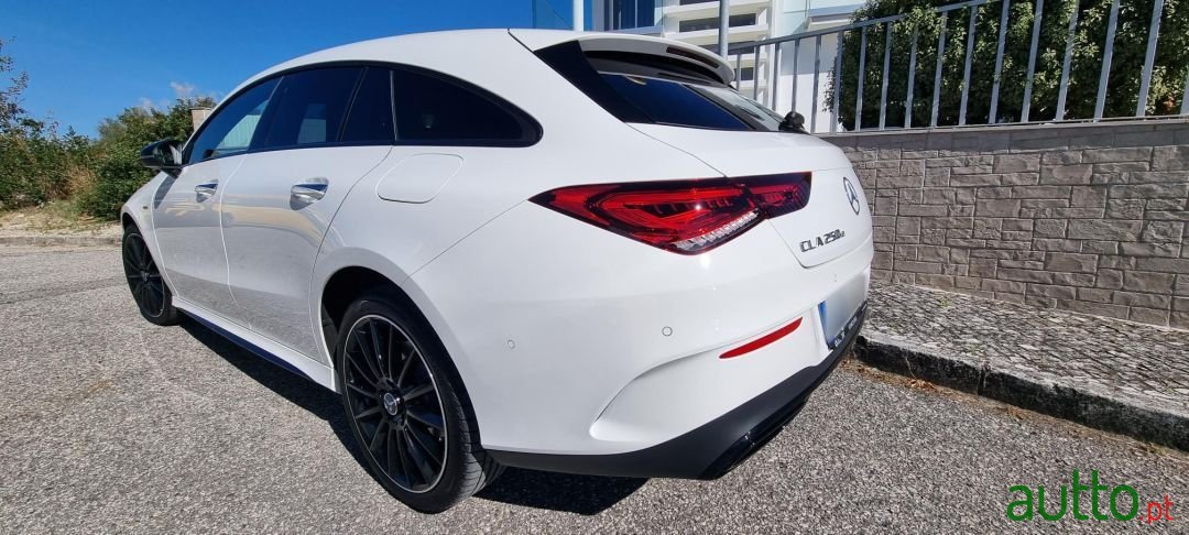 2022' Mercedes-Benz Cla-250 photo #4