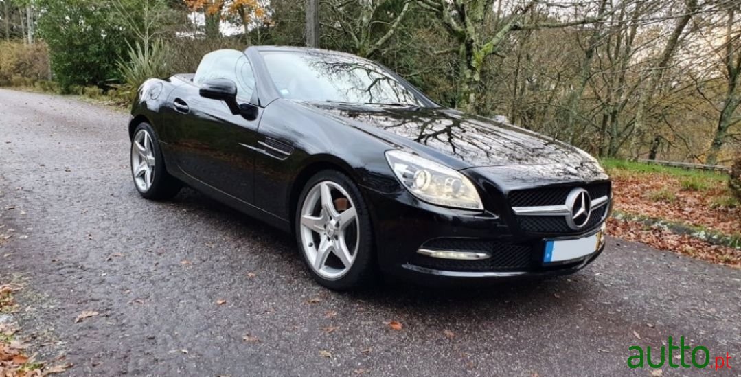 2012' Mercedes-Benz Slk-250 photo #3