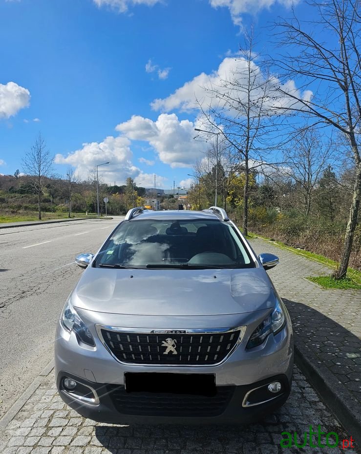2018' Peugeot 2008 photo #4
