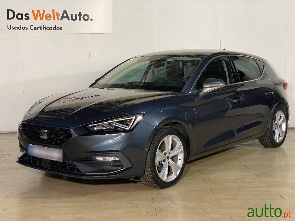 2021' SEAT Leon photo #1