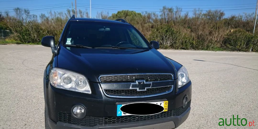 2010' Chevrolet Captiva photo #3
