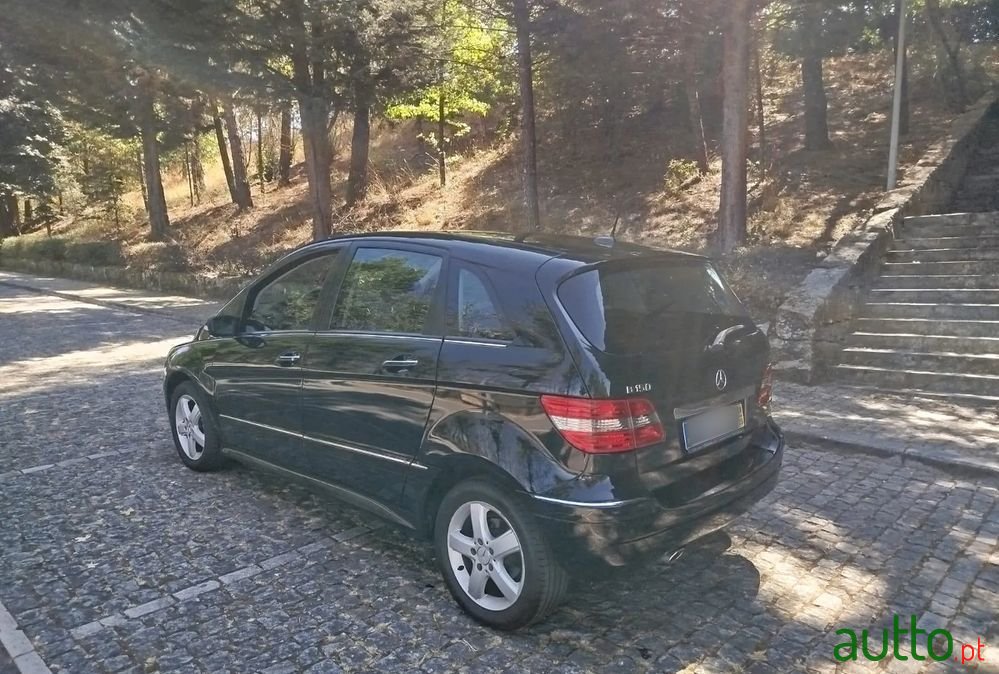 2008' Mercedes-Benz Classe B photo #5